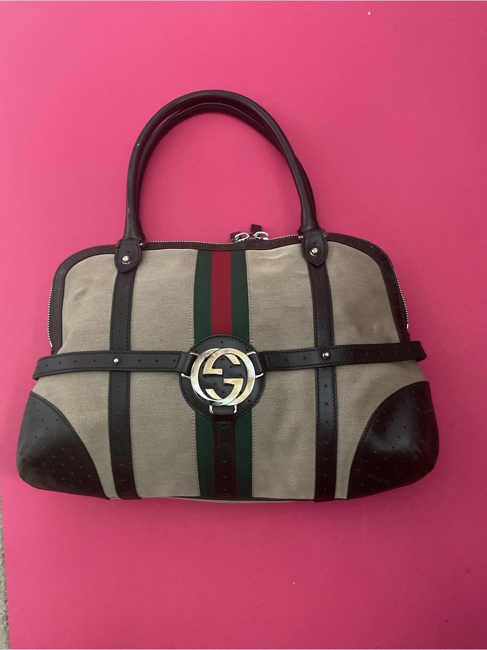 Gucci vintage Beige Canvas Shoulder Bag with Green & Red Web and Black Trim